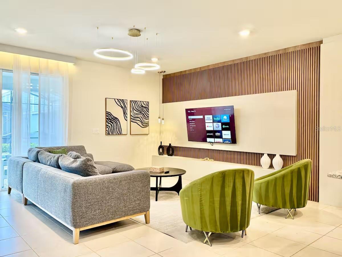 WINDSOR ISLAND RESIDENCE PH 3 - Residential