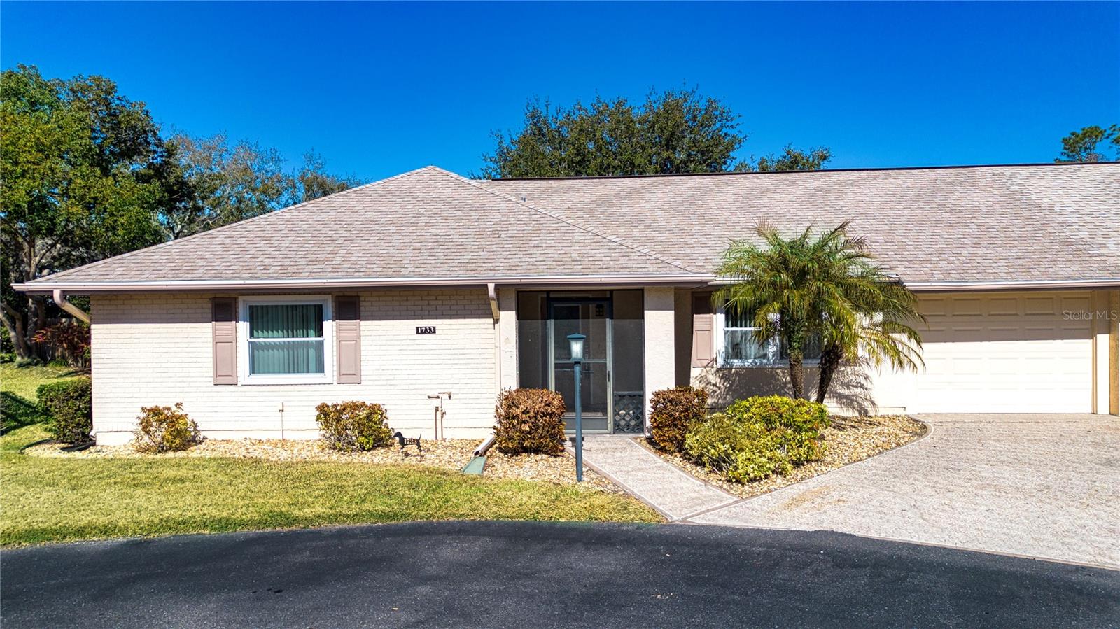 1733 ATRIUM DRIVE