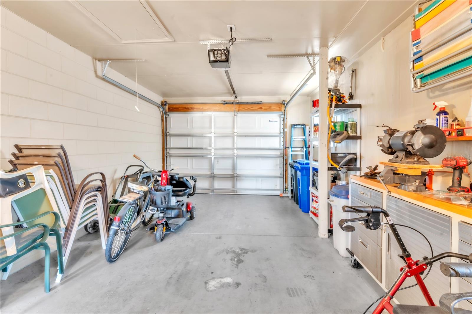 DEL WEBBS SUN CITY FLORIDA UN - Residential