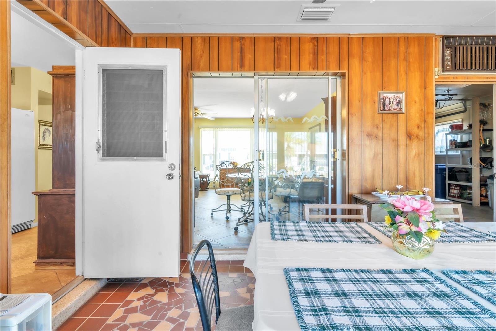 DEL WEBBS SUN CITY FLORIDA UN - Residential