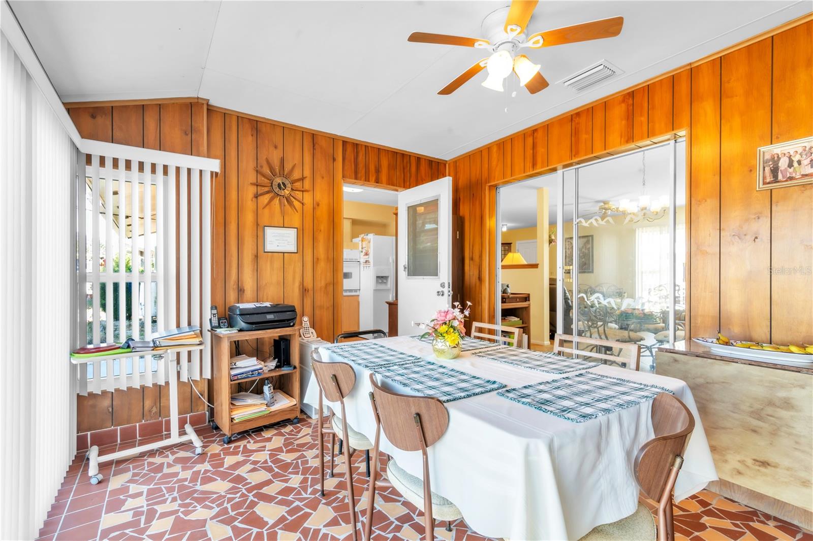 DEL WEBBS SUN CITY FLORIDA UN - Residential