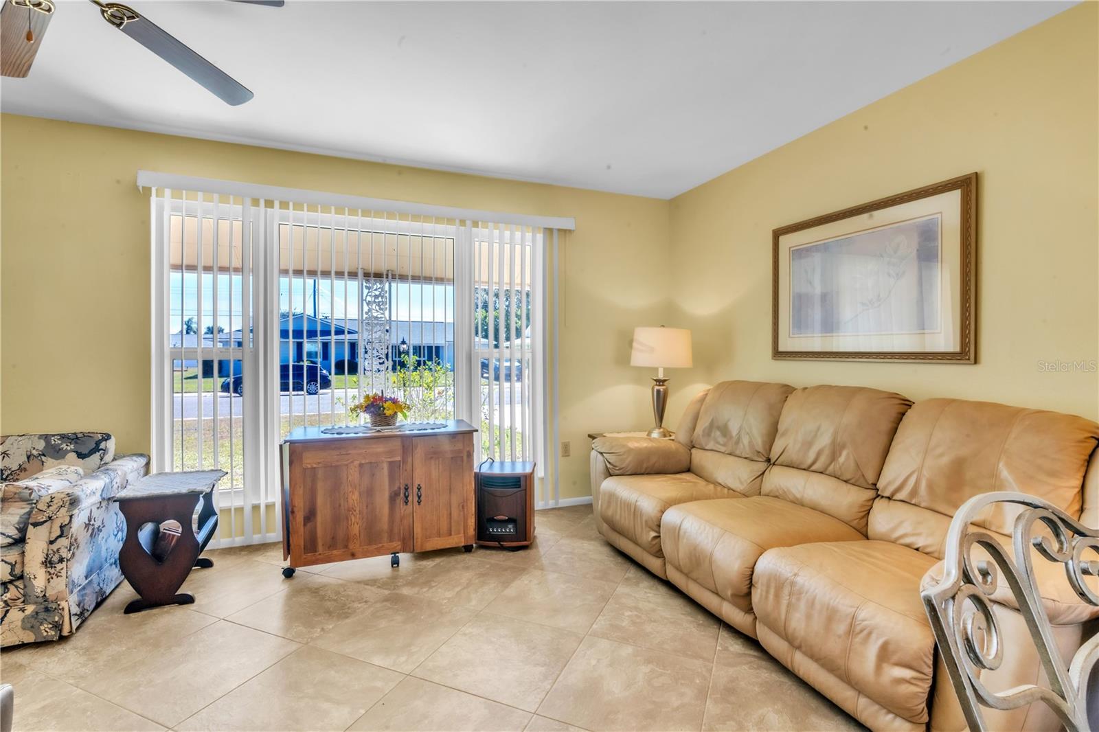 DEL WEBBS SUN CITY FLORIDA UN - Residential