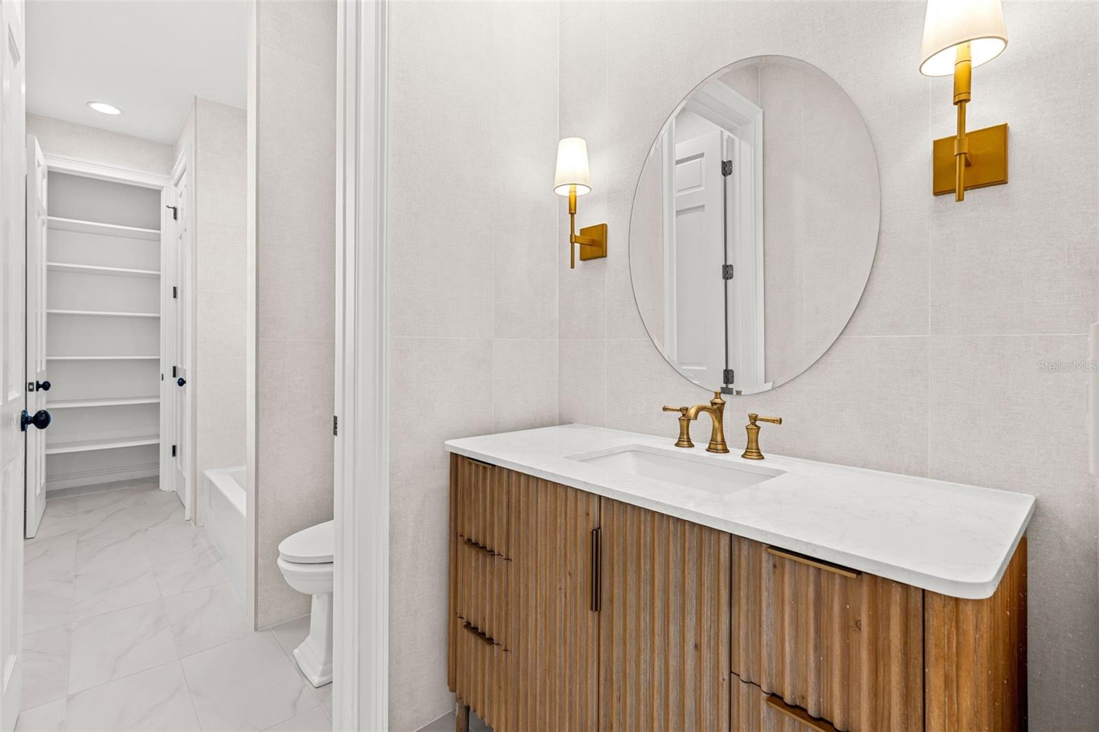 COMSTOCK PARK - Residential