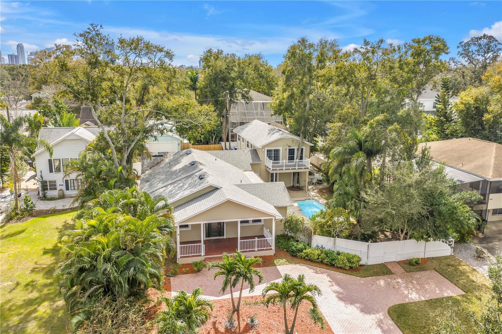 CRESCENT PARK HEIGHTS - Residential