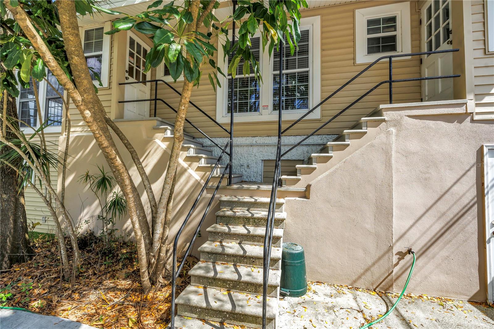 CRESCENT PARK HEIGHTS - Residential