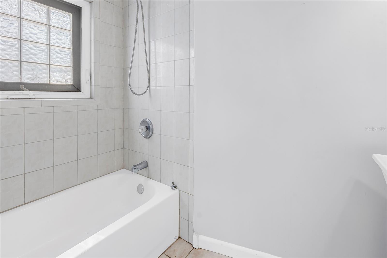 CRESCENT PARK HEIGHTS - Residential