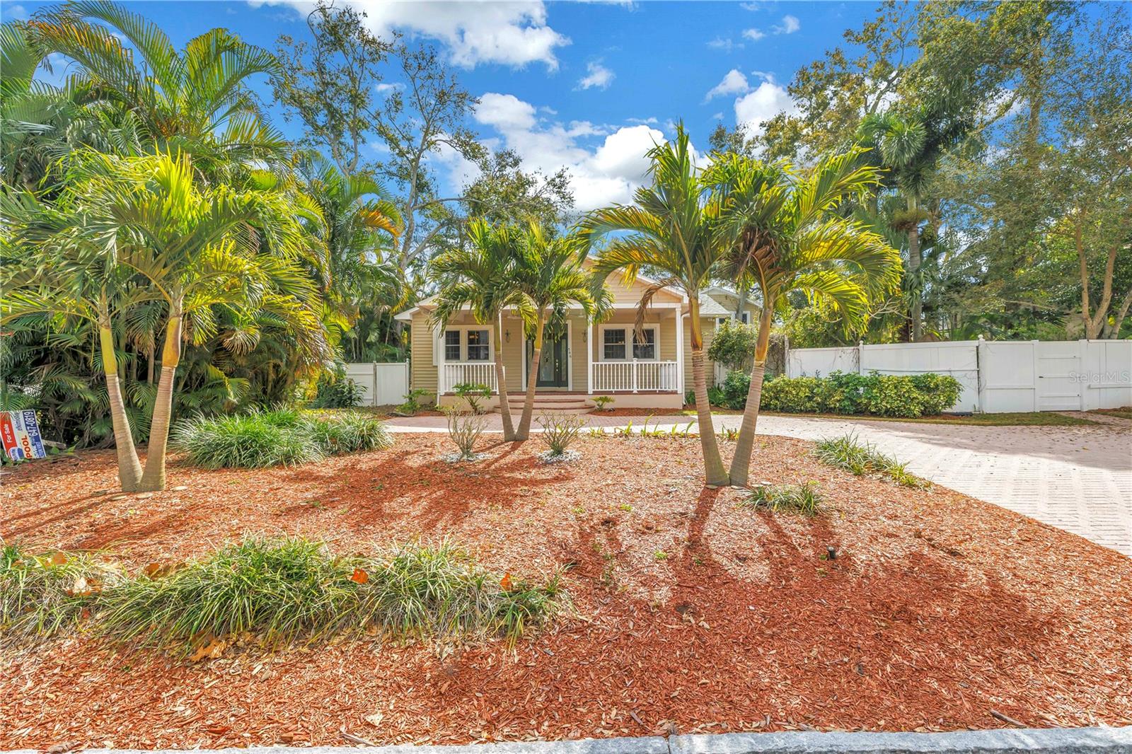 CRESCENT PARK HEIGHTS - Residential