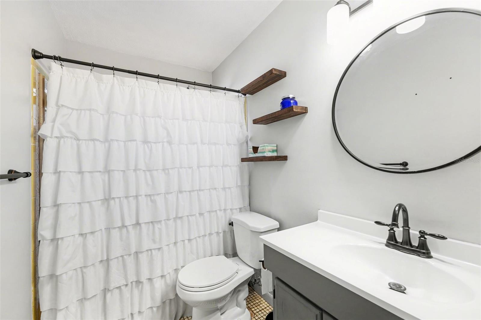 PINELLAS FARMS - Residential