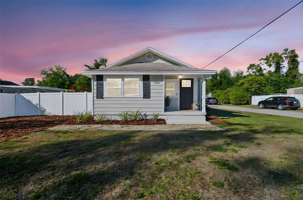 Photo of 8120 El Portal Drive, Tampa, FL 33604 (MLS # TB8455885)