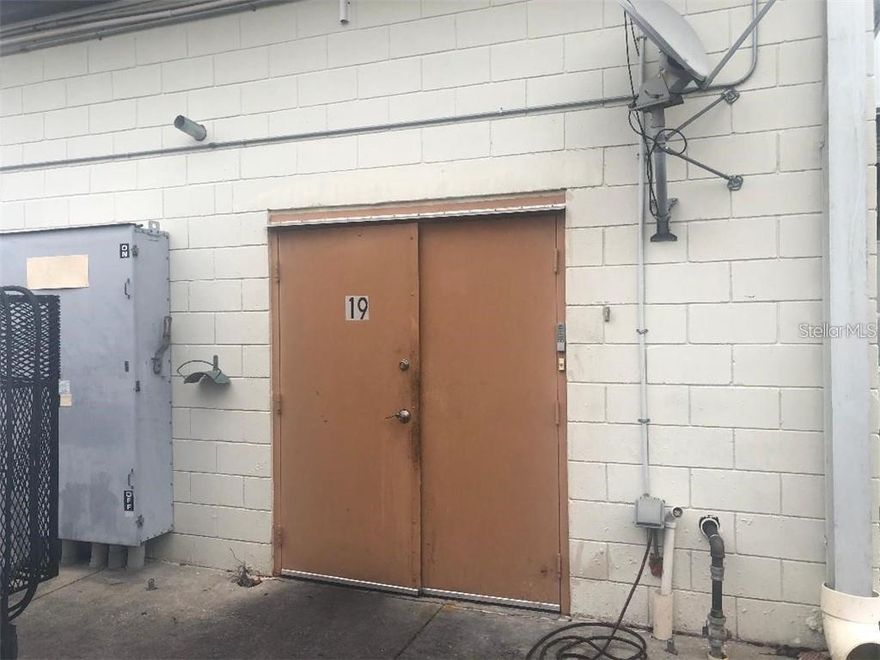 NEW PRICE! WELL ESTABLISHED LATIN FOOD RESTAURANT, INCLUDES EVERYTHING INSIDE. THIS SALE IS ONLY FOR THE BUSINESS OPPORTUNITY. IT DOES NOT INCLUDE THE BUILDING SPACE / REAL ESTATE.