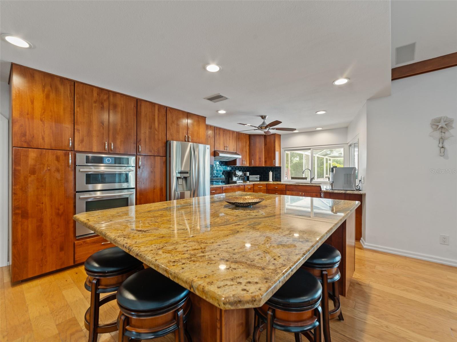 10502 LAKE WILLIAMS DRIVE