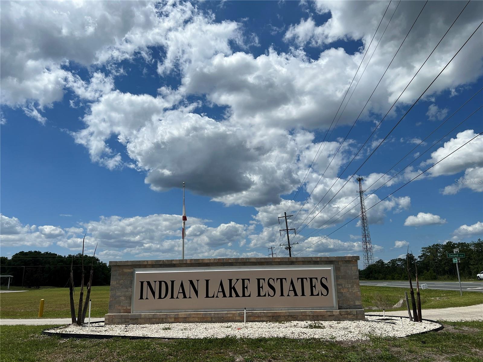 INDIAN LAKE ESTATES - Land