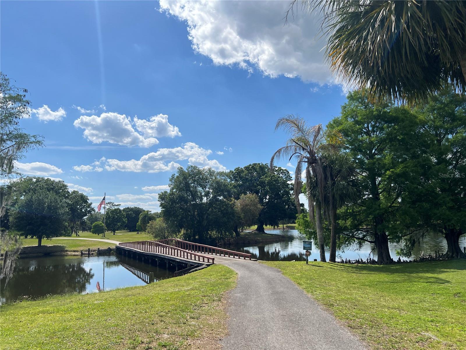 INDIAN LAKE ESTATES - Land