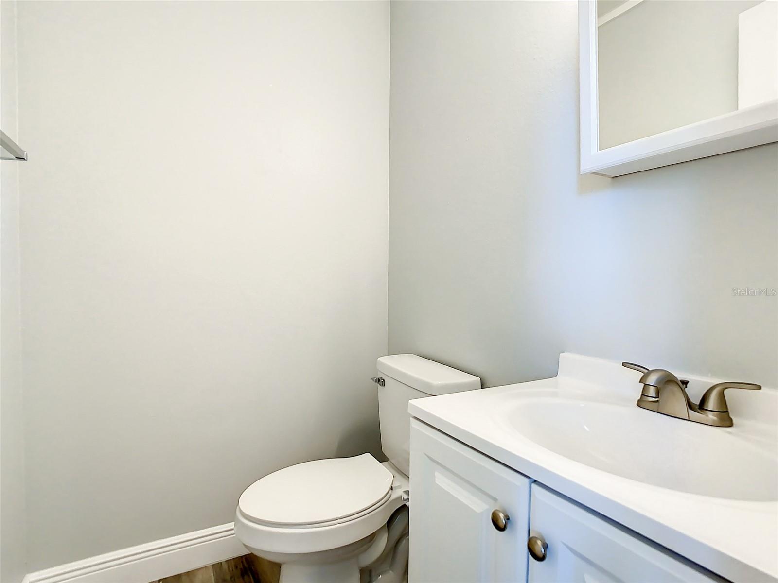 LADY LAKE APRIL HILLS - Residential