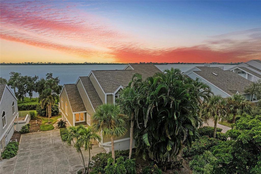 Photo of 79 Tidy Island Blvd, Bradenton, FL 34210 (MLS # A4666003)