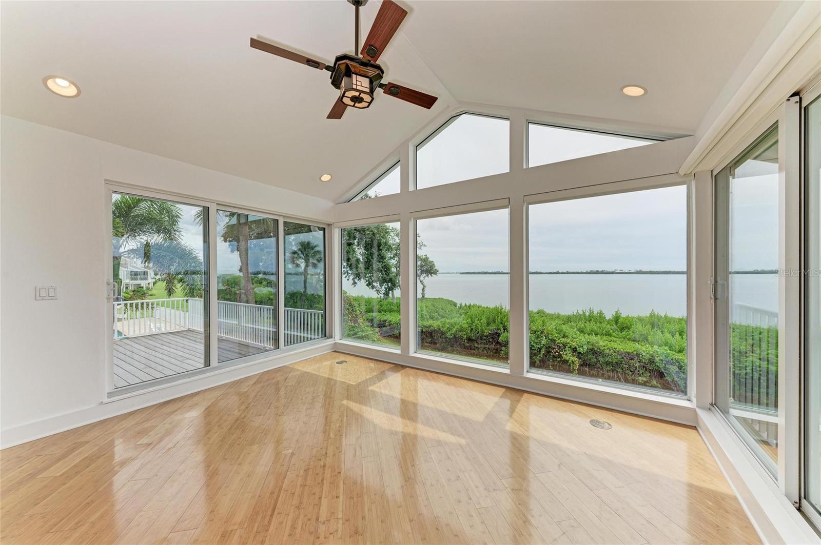 TIDY ISLAND PH II - Residential