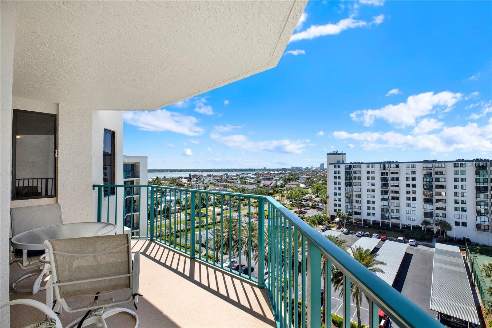 670 ISLAND WAY 1006