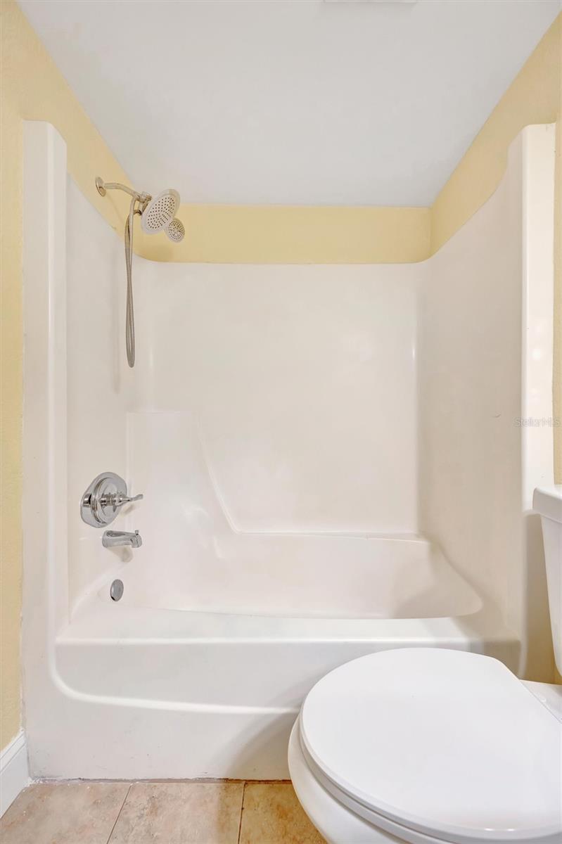 PEPPERTREE VILLAGE CONDO - Residential Lease