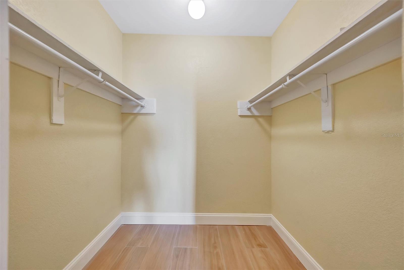 PEPPERTREE VILLAGE CONDO - Residential Lease