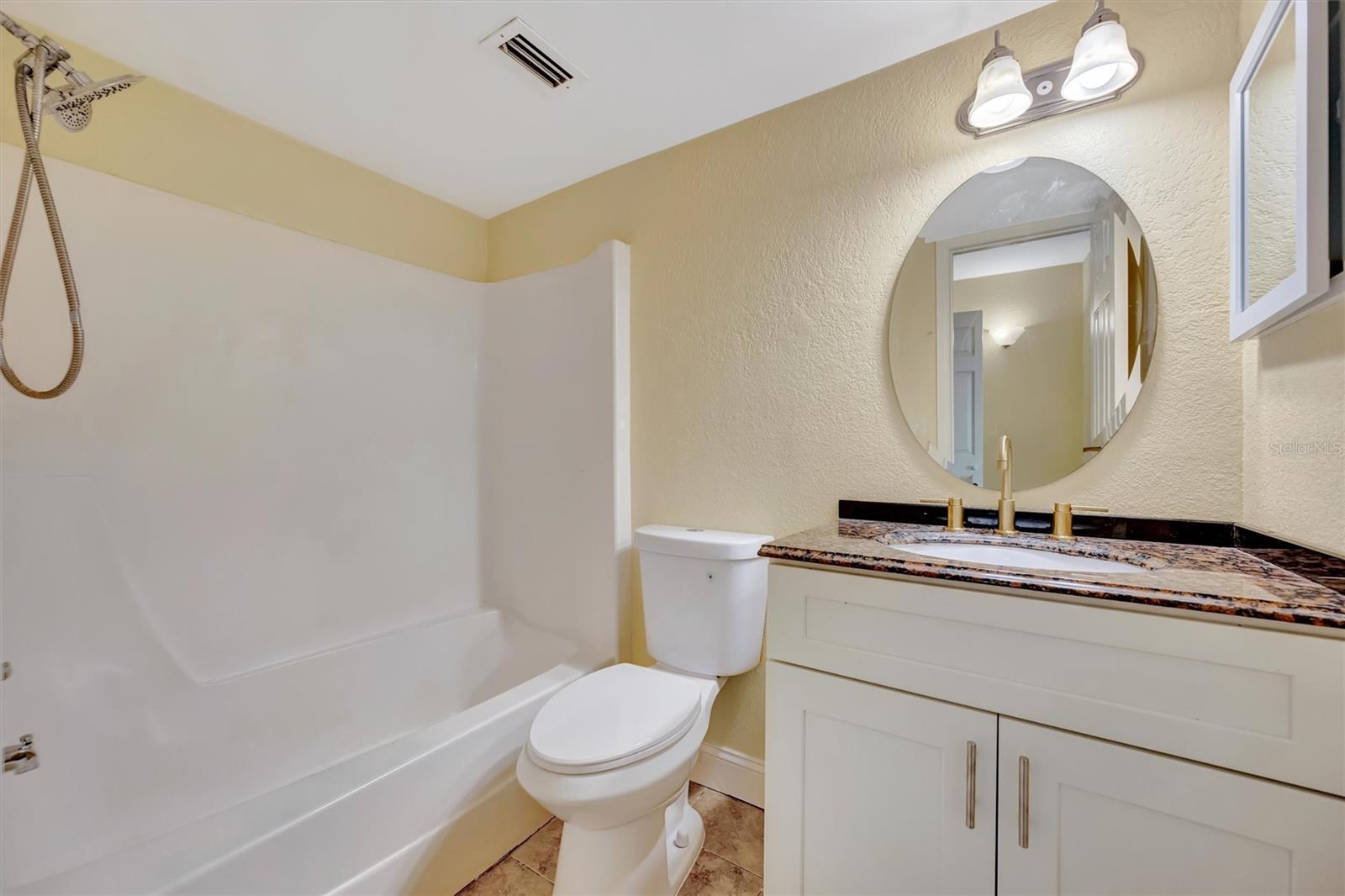 PEPPERTREE VILLAGE CONDO - Residential Lease