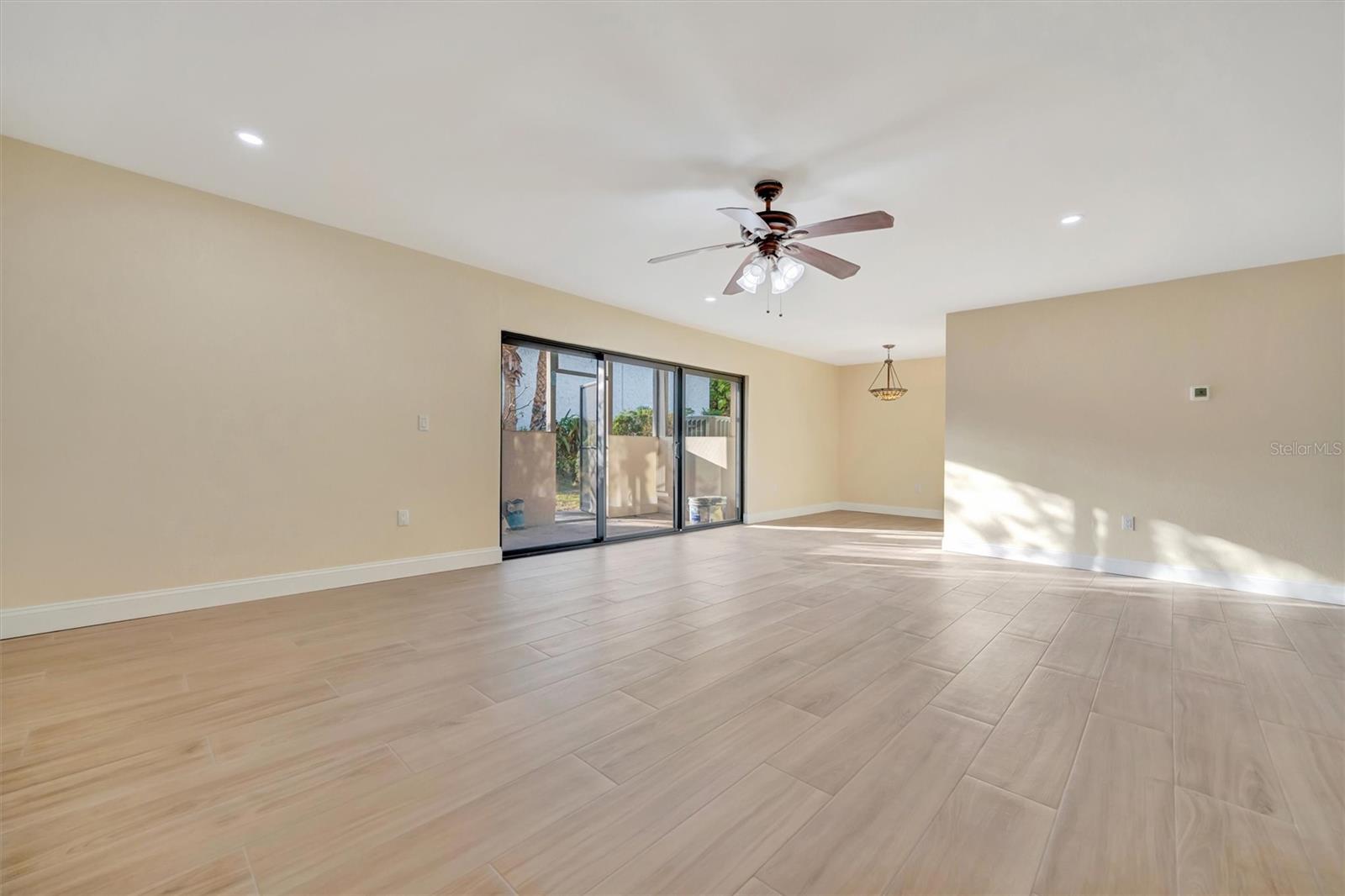 PEPPERTREE VILLAGE CONDO - Residential Lease