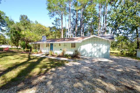 A home in HOMOSASSA