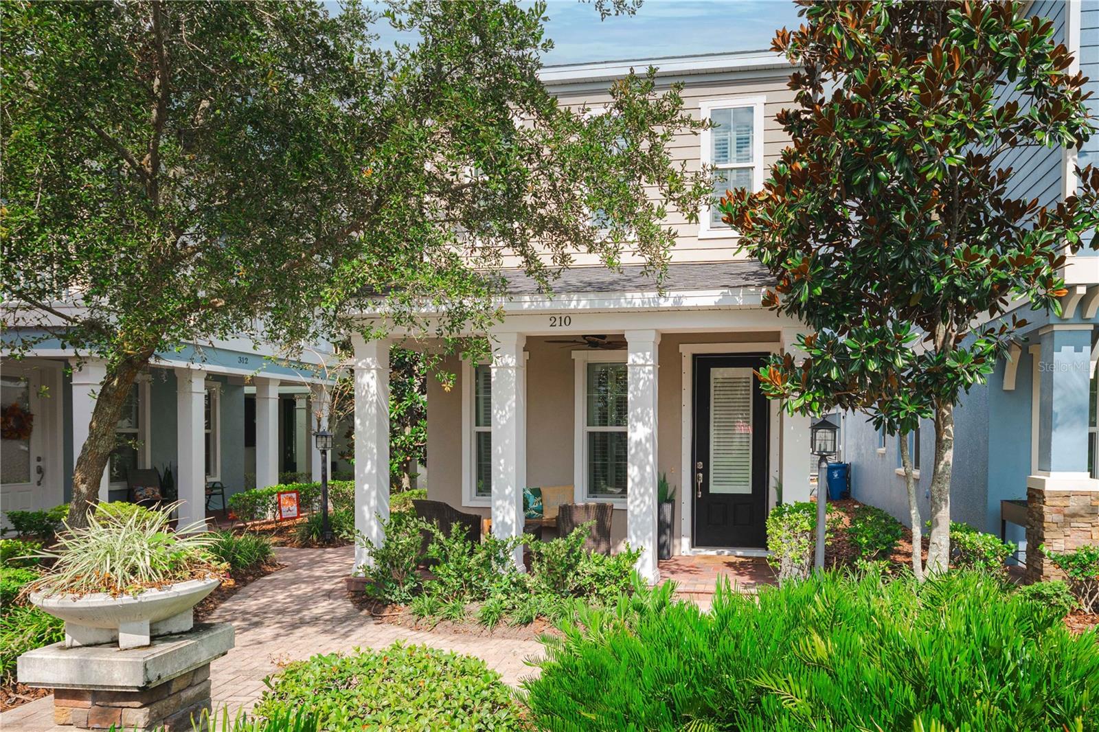 HAYES PARK VILLAGE - Residential Lease