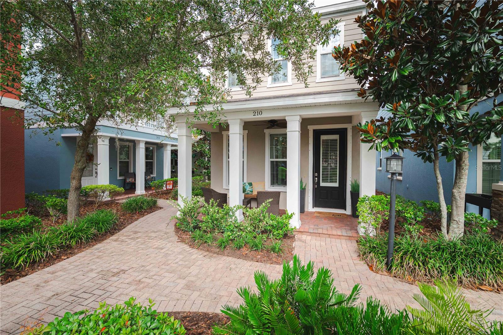 HAYES PARK VILLAGE - Residential Lease