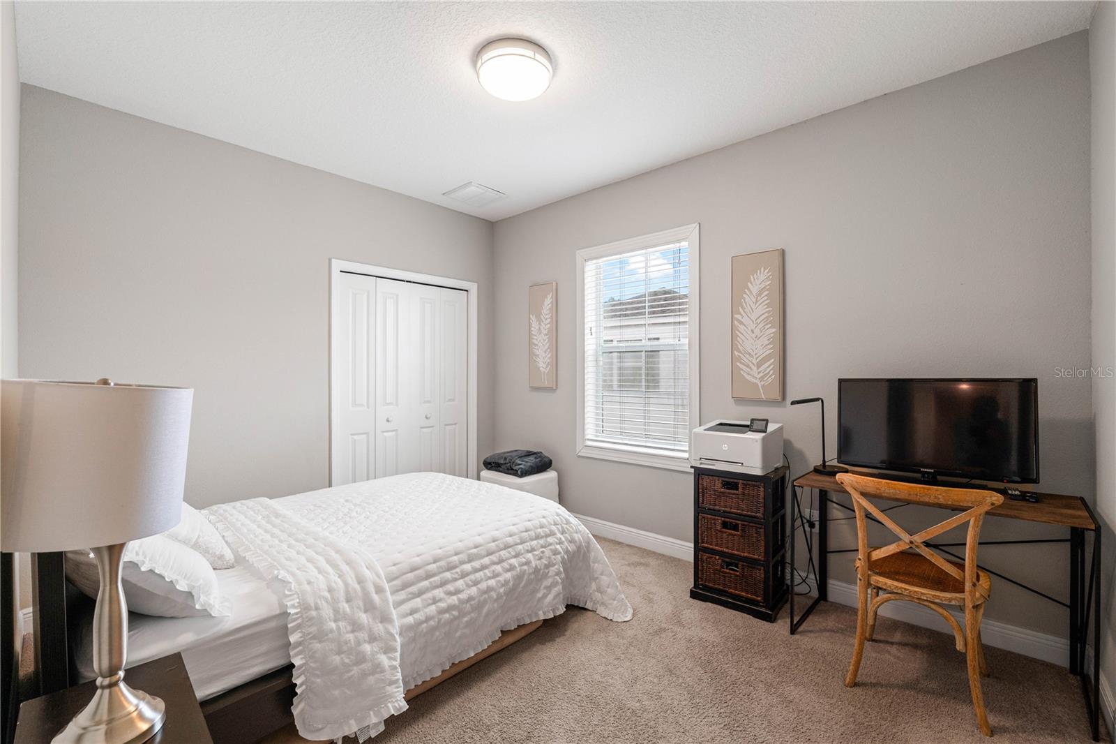 HAYES PARK VILLAGE - Residential Lease