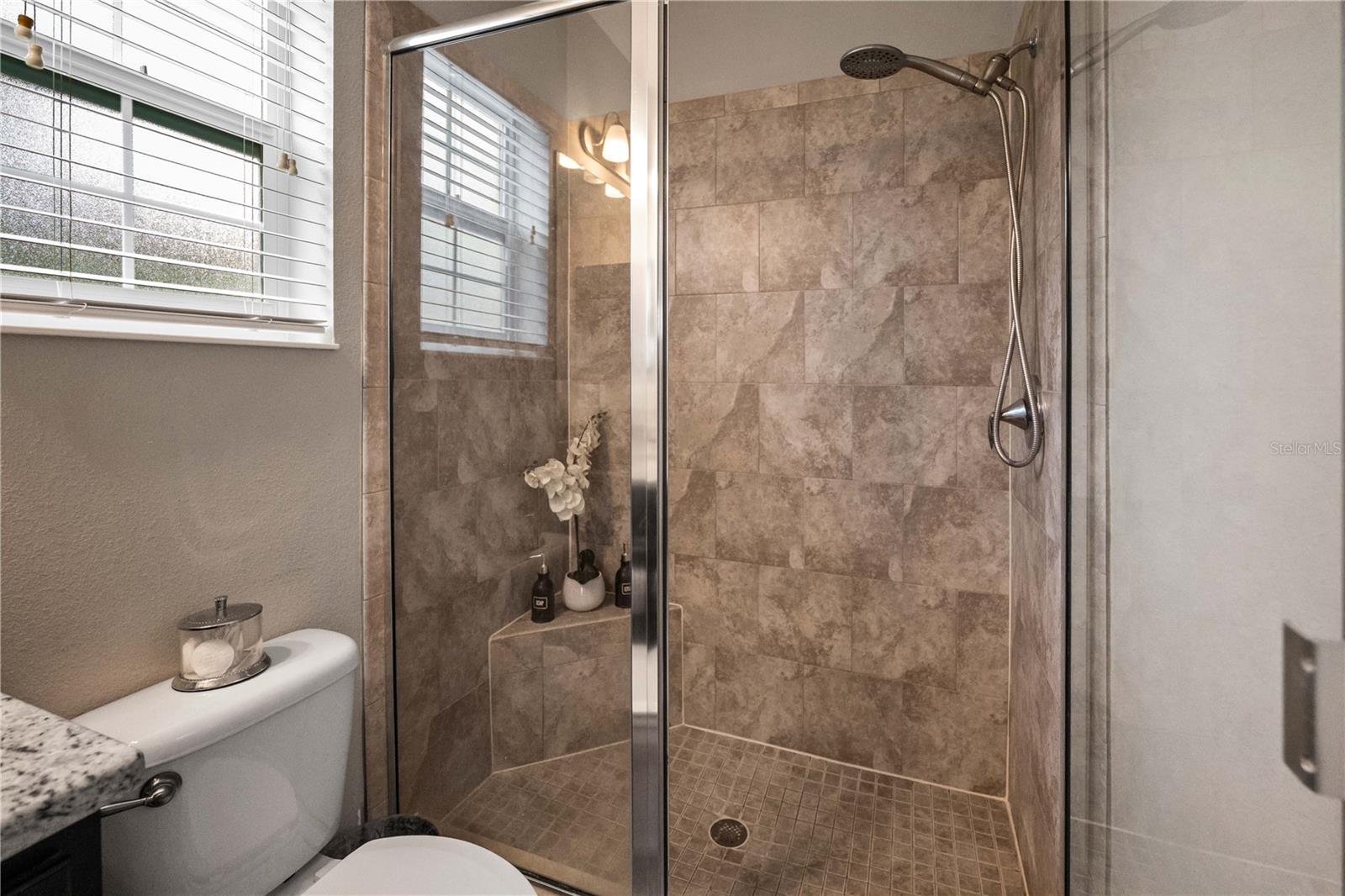 HAYES PARK VILLAGE - Residential Lease