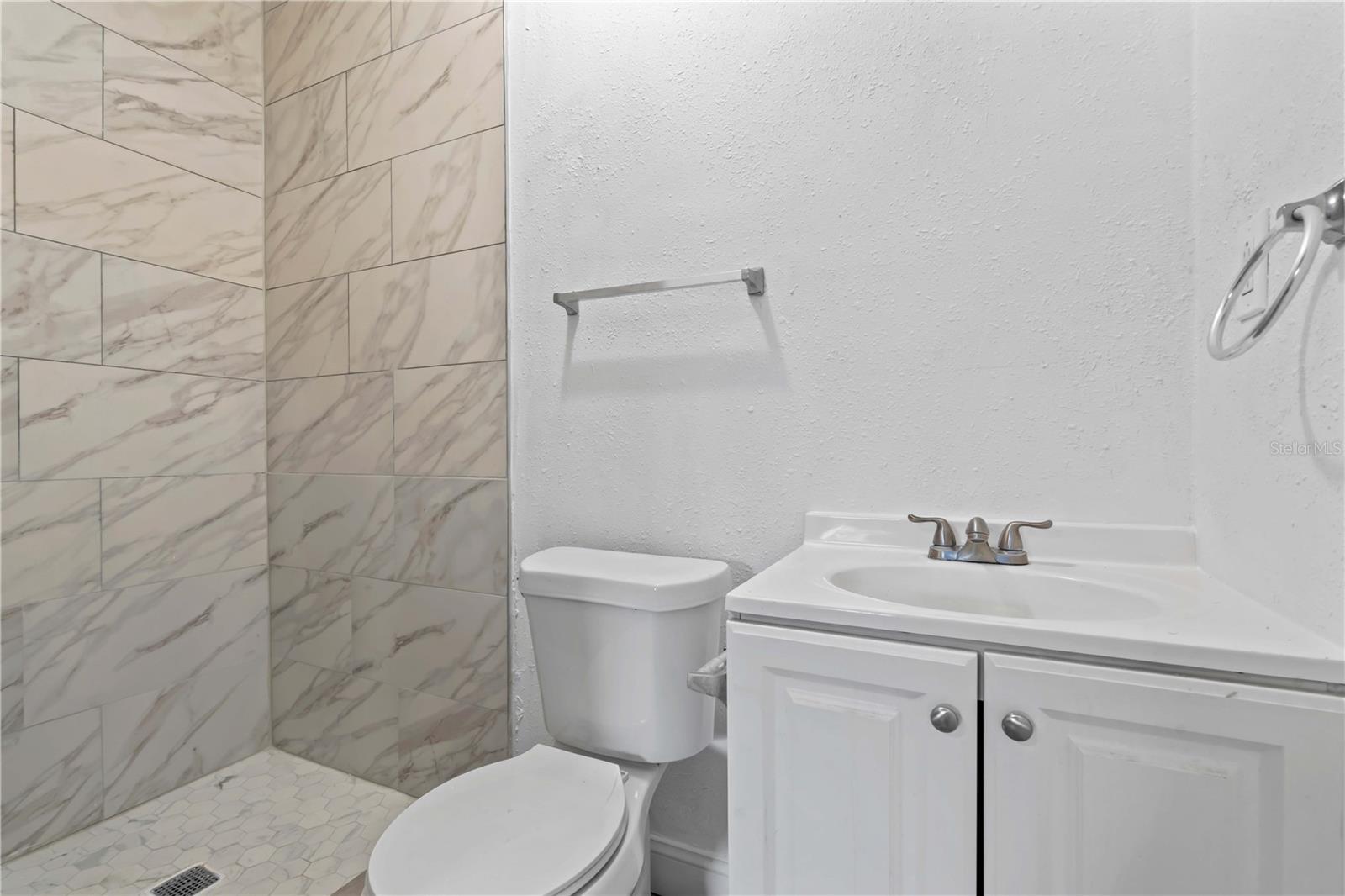 TAYLOR TERRACE - Residential Lease