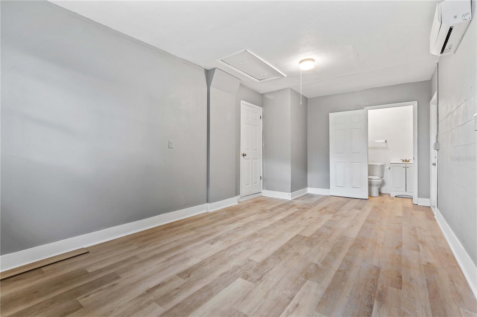 TAYLOR TERRACE - Residential Lease