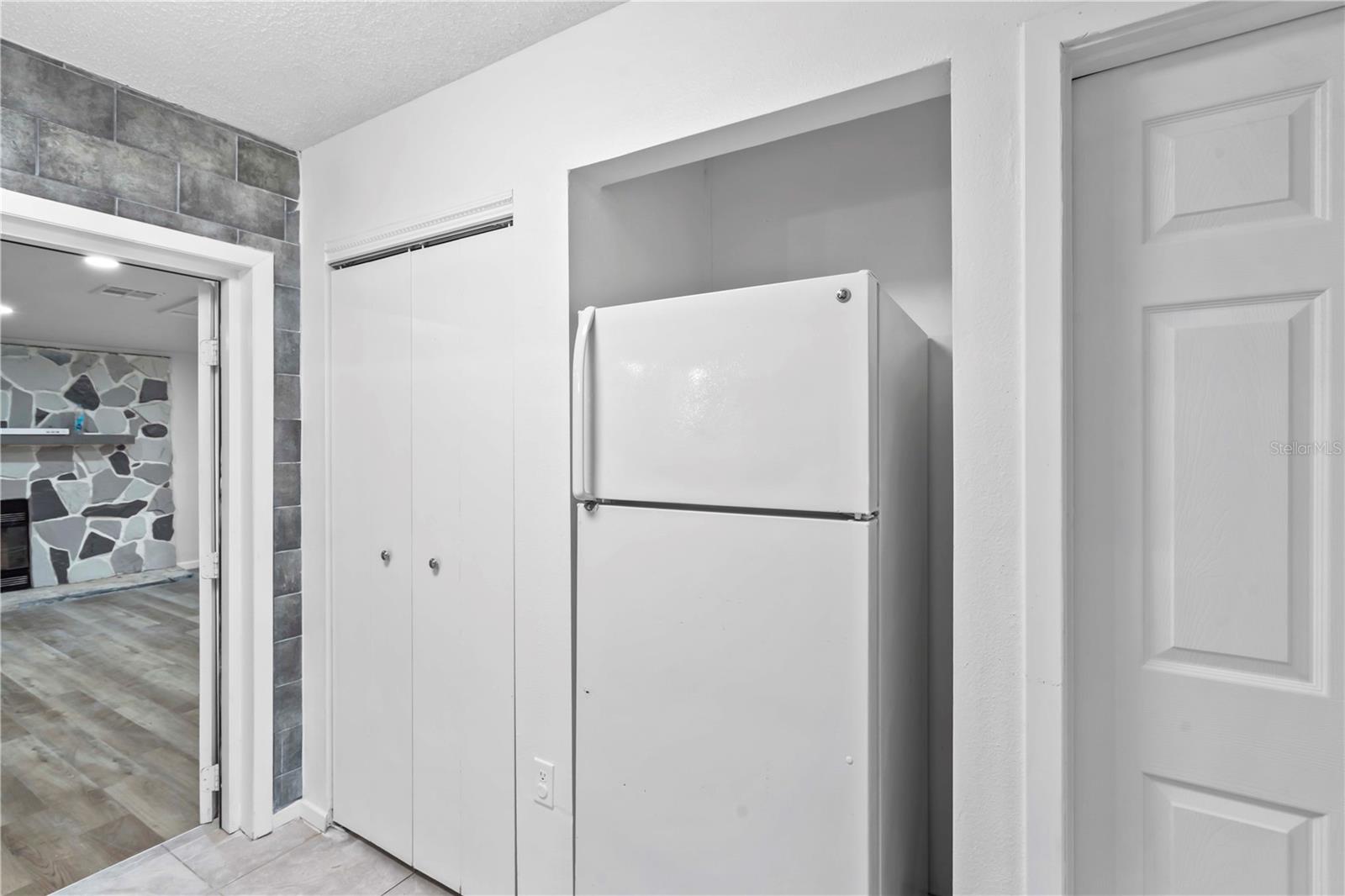 TAYLOR TERRACE - Residential Lease