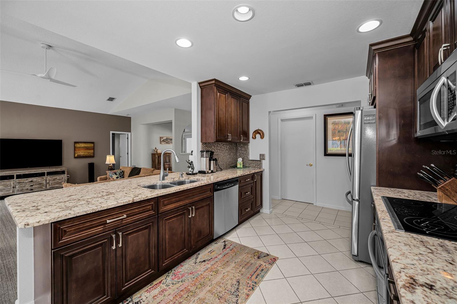 WATERFORD CROSSING PH II - Residential