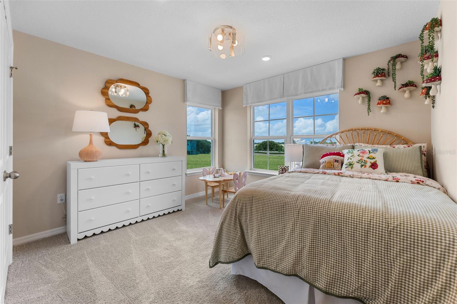 EDEN CREST TOWNHOMES - Residential