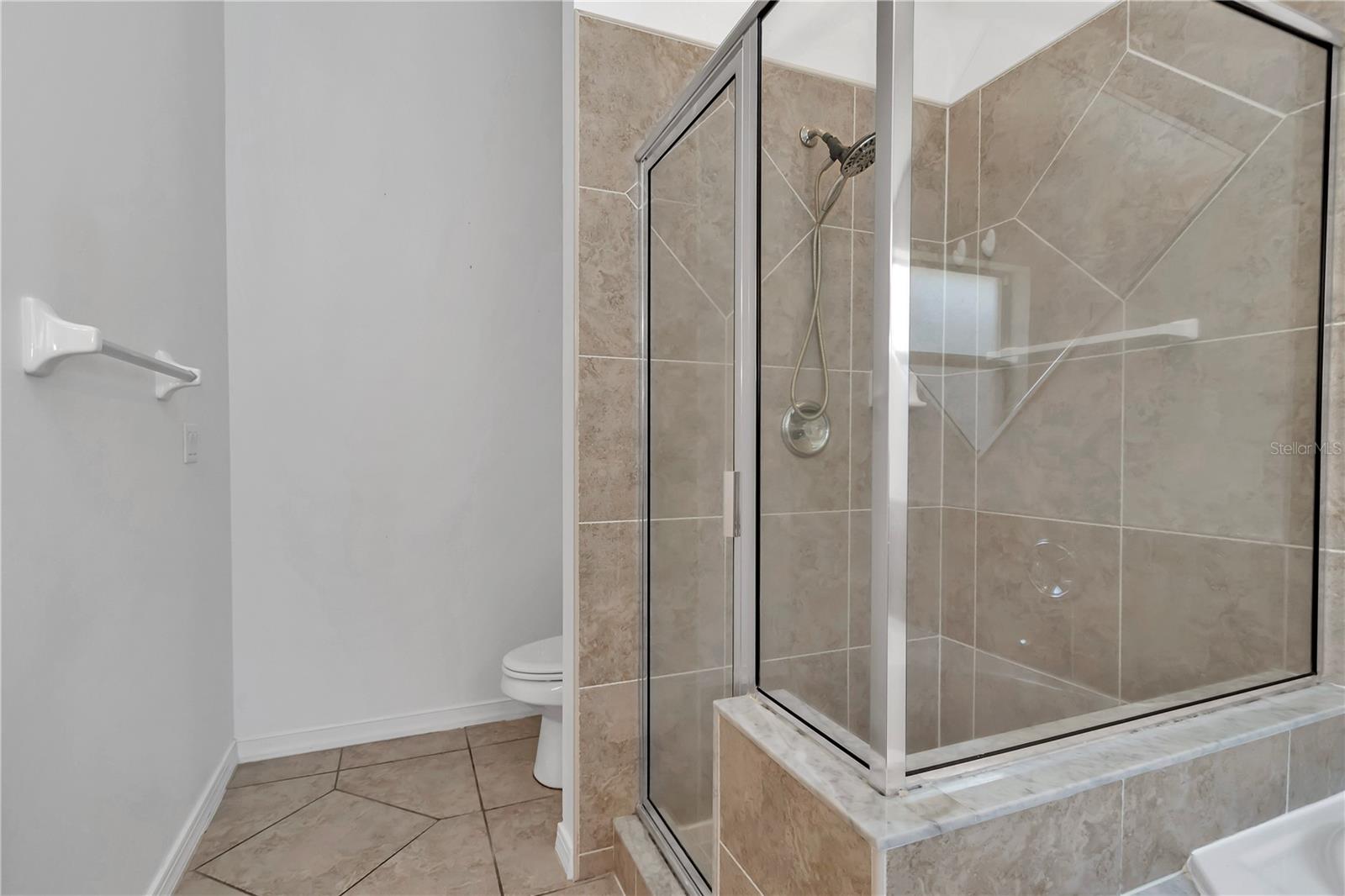 CRYSTAL CREEK - Residential