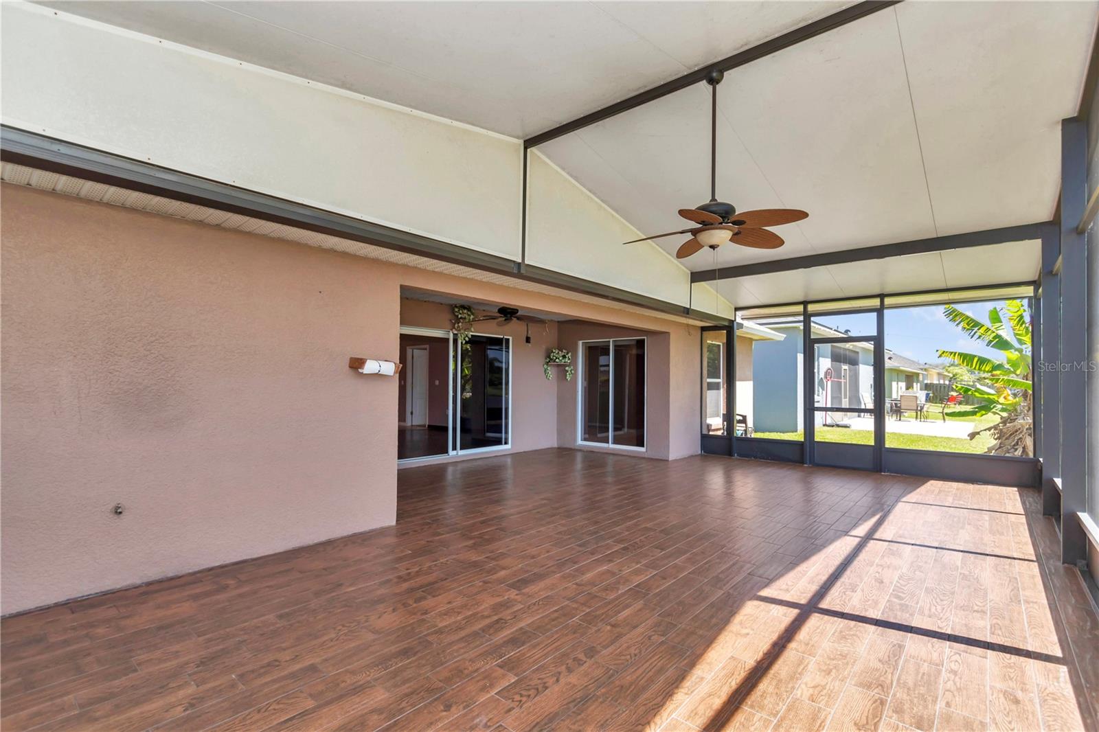 CRYSTAL CREEK - Residential