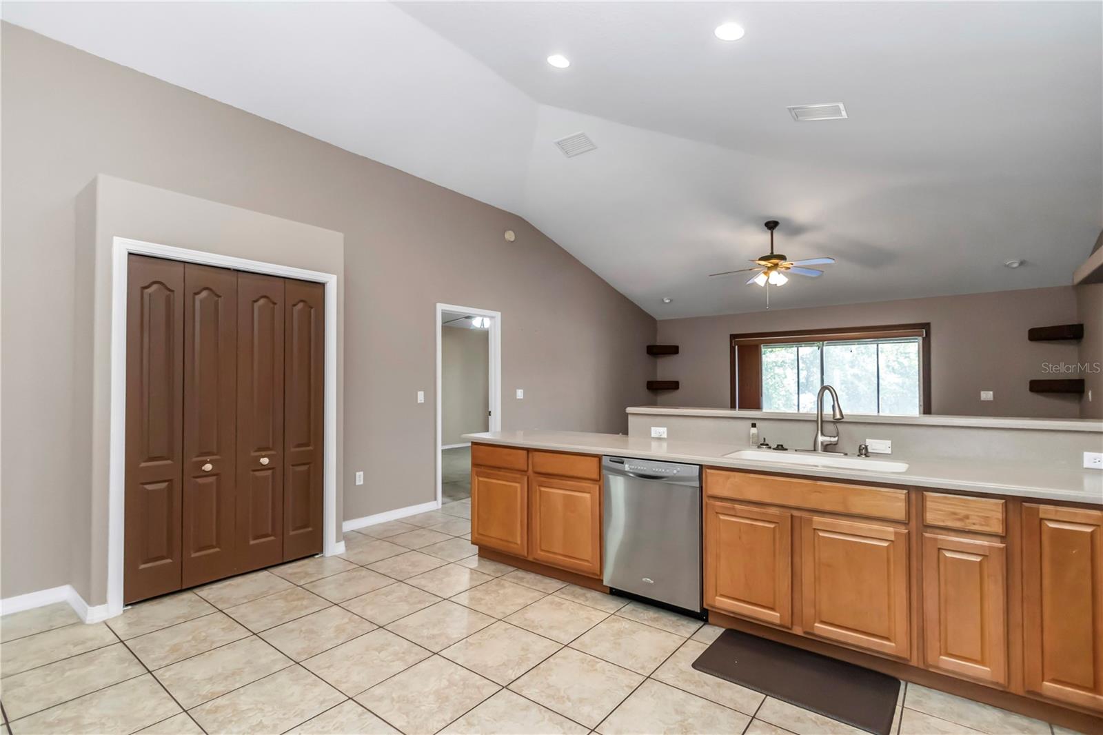 CRYSTAL CREEK - Residential