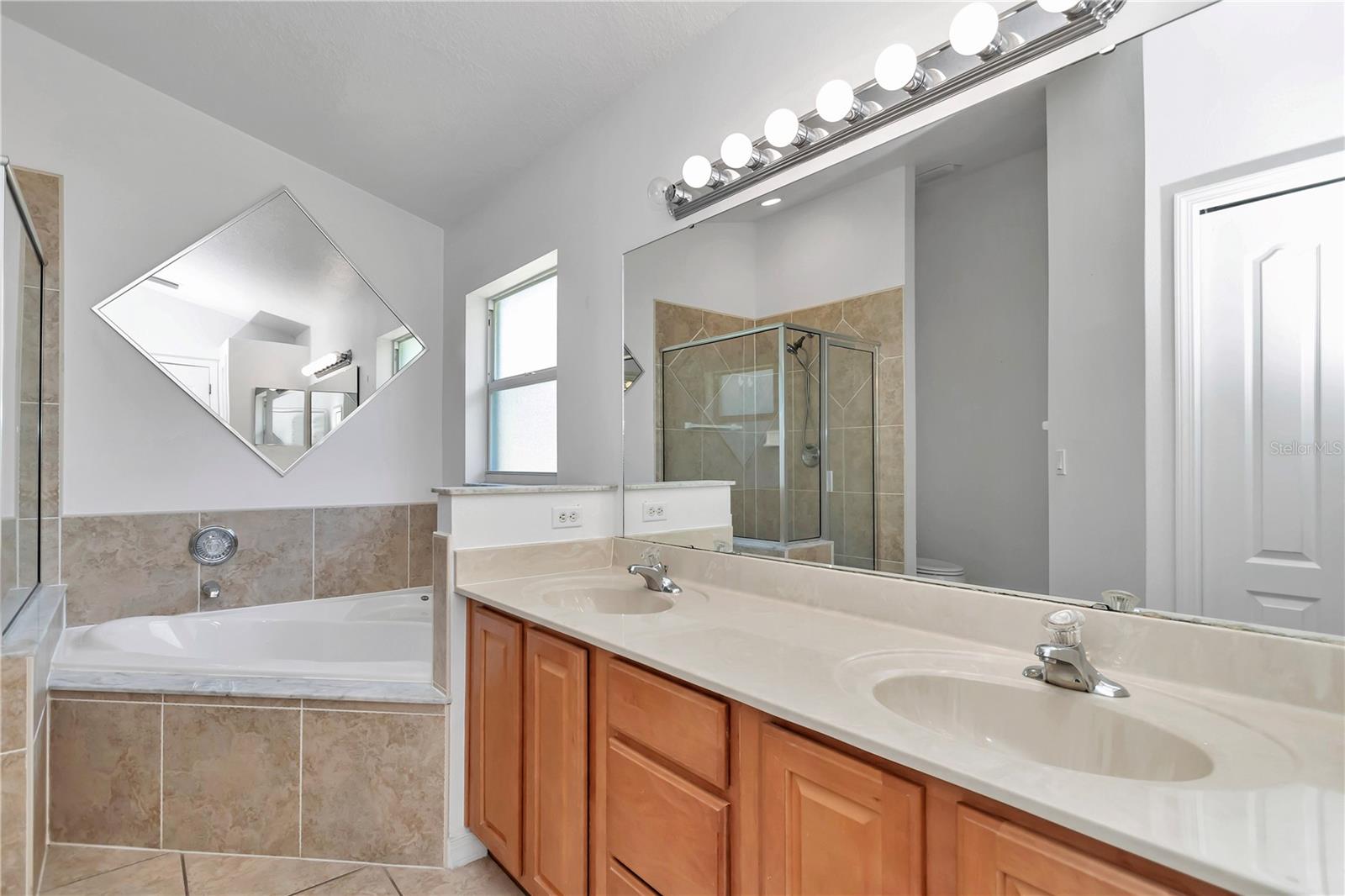 CRYSTAL CREEK - Residential