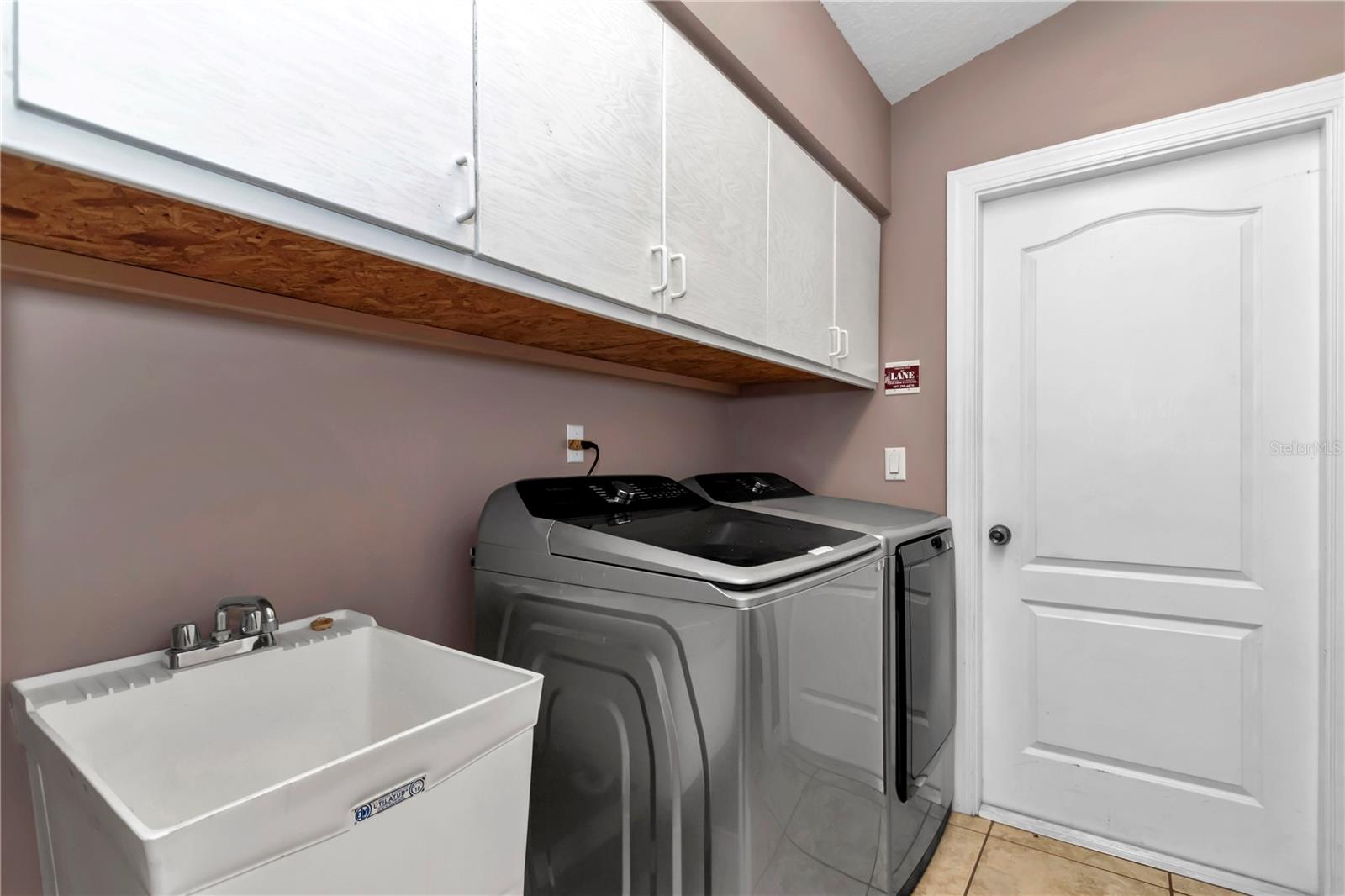 CRYSTAL CREEK - Residential