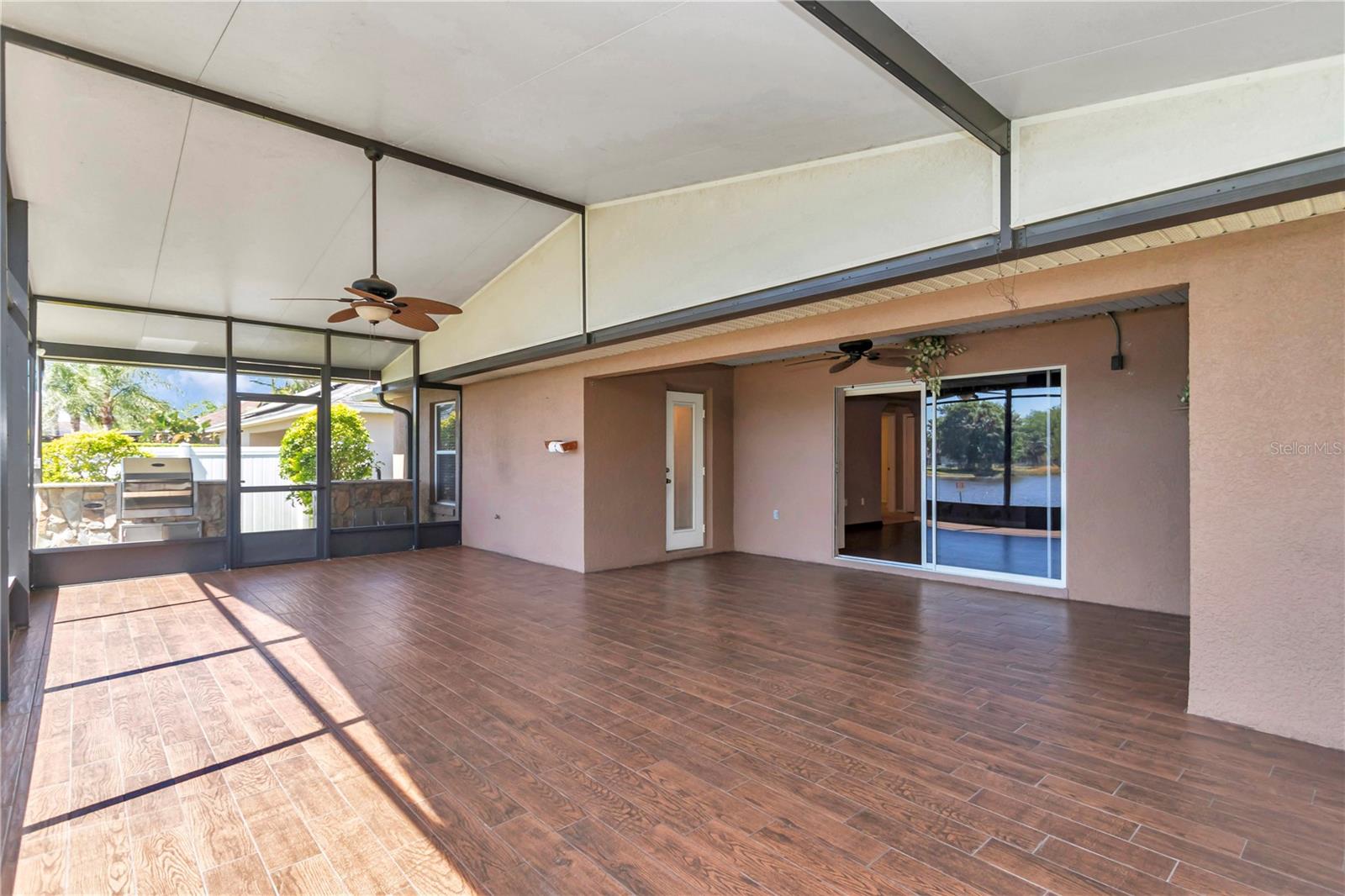 CRYSTAL CREEK - Residential