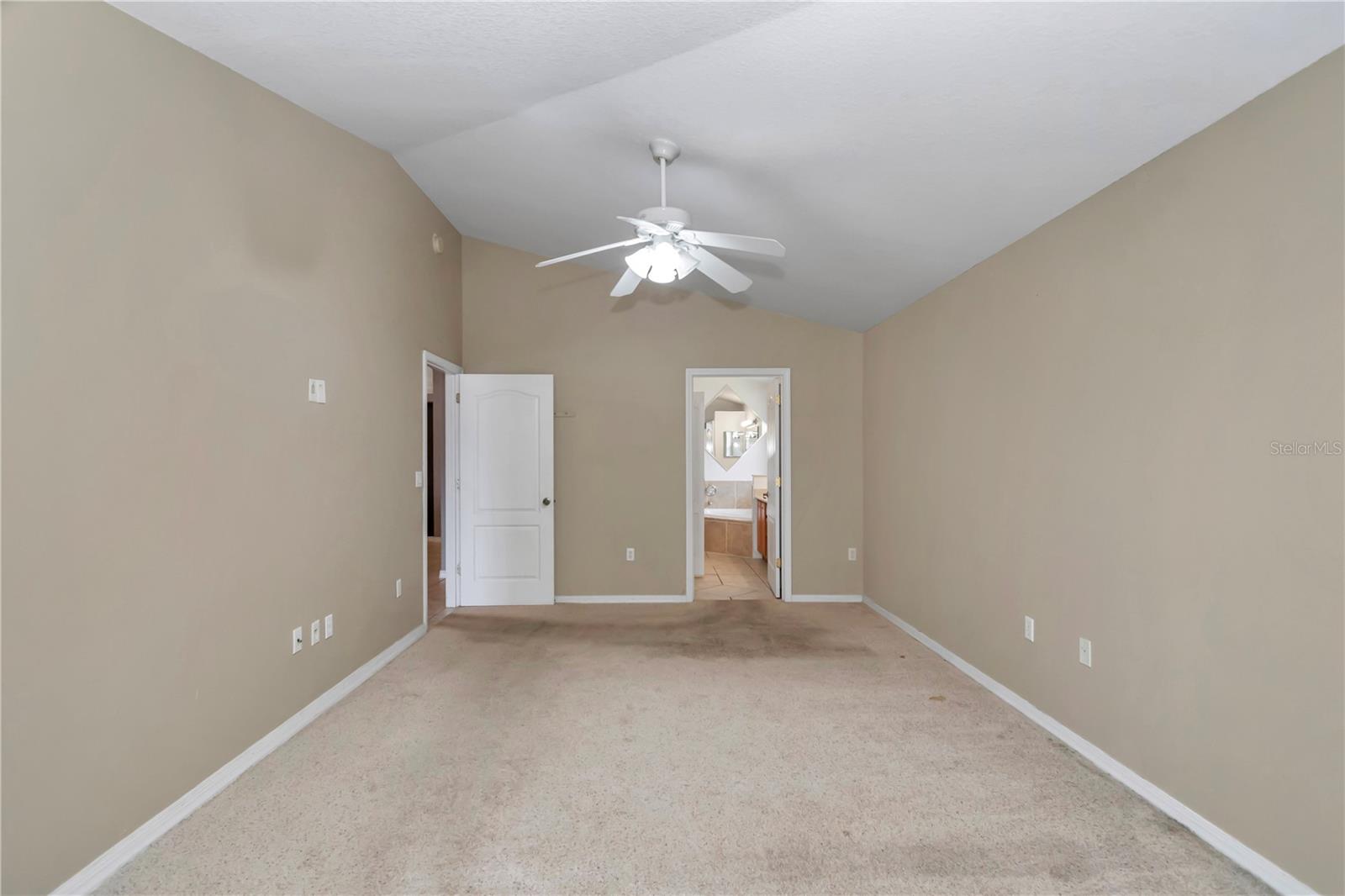 CRYSTAL CREEK - Residential