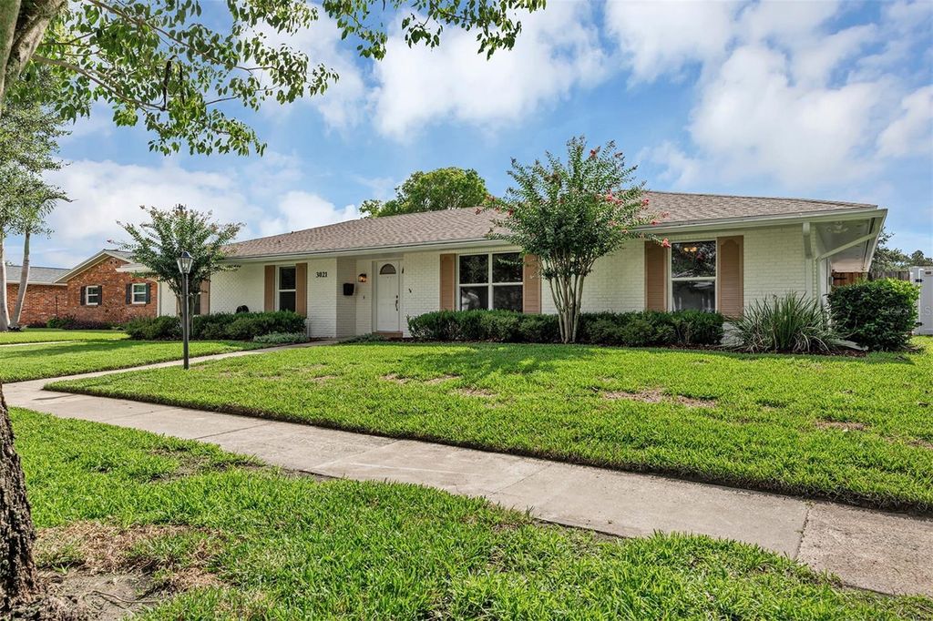 Photo of 3021 Brandywine Drive, Orlando, FL 32806 (MLS # O6423835)