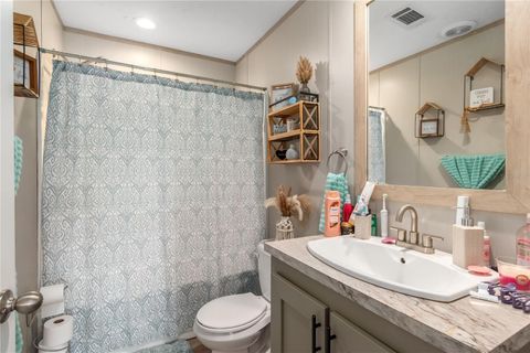 Tiny photo for 4700 NW 157th Court, Morriston, FL 32668 (MLS # OM719562)