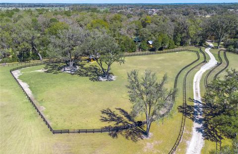 Tiny photo for 4700 NW 157th Court, Morriston, FL 32668 (MLS # OM719562)