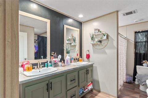 Tiny photo for 4700 NW 157th Court, Morriston, FL 32668 (MLS # OM719562)