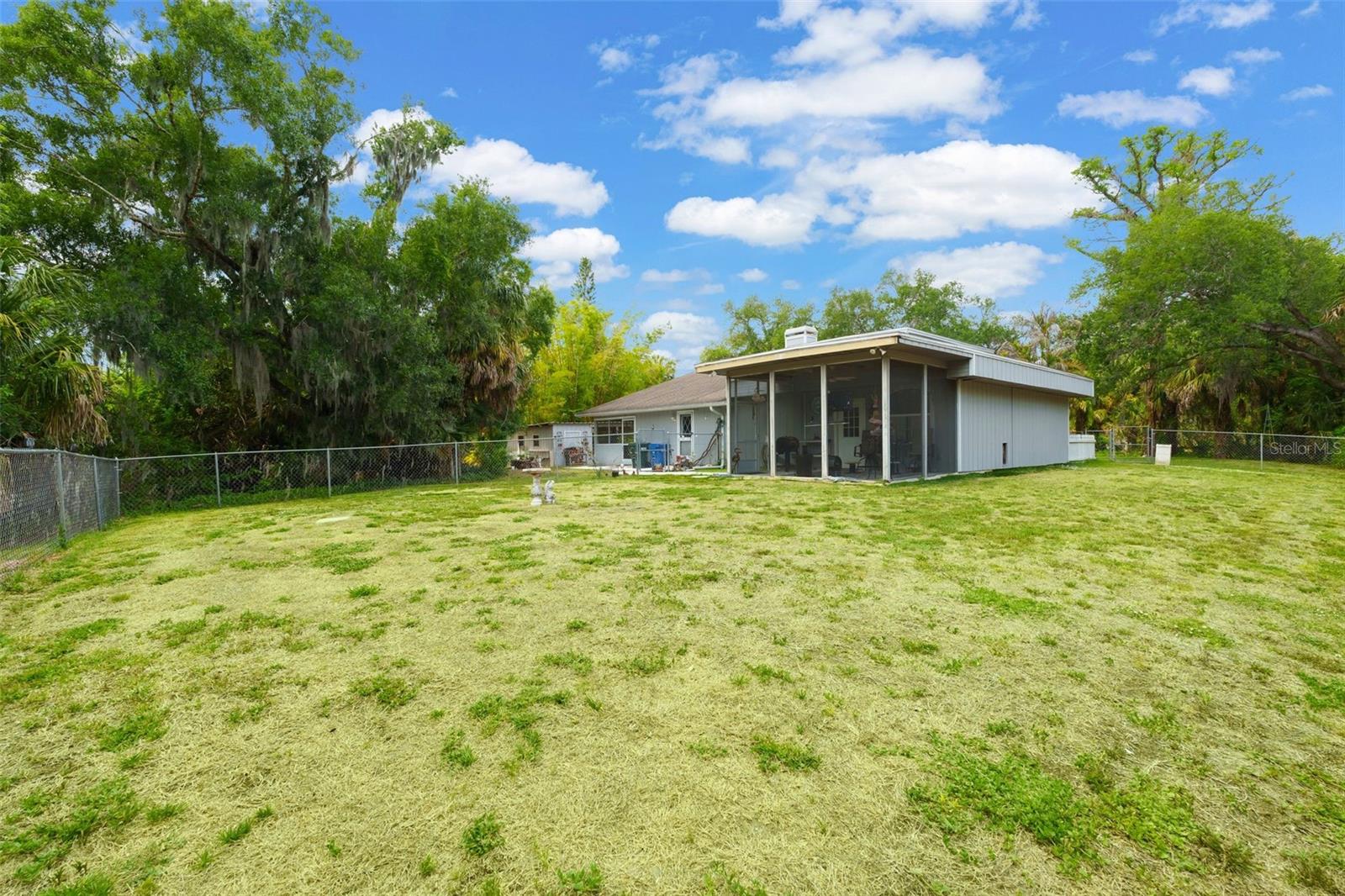 DESOTO ACRES - Residential