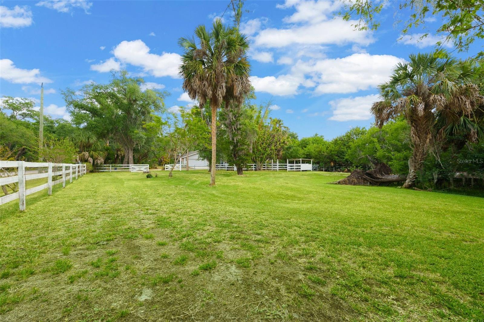 DESOTO ACRES - Residential