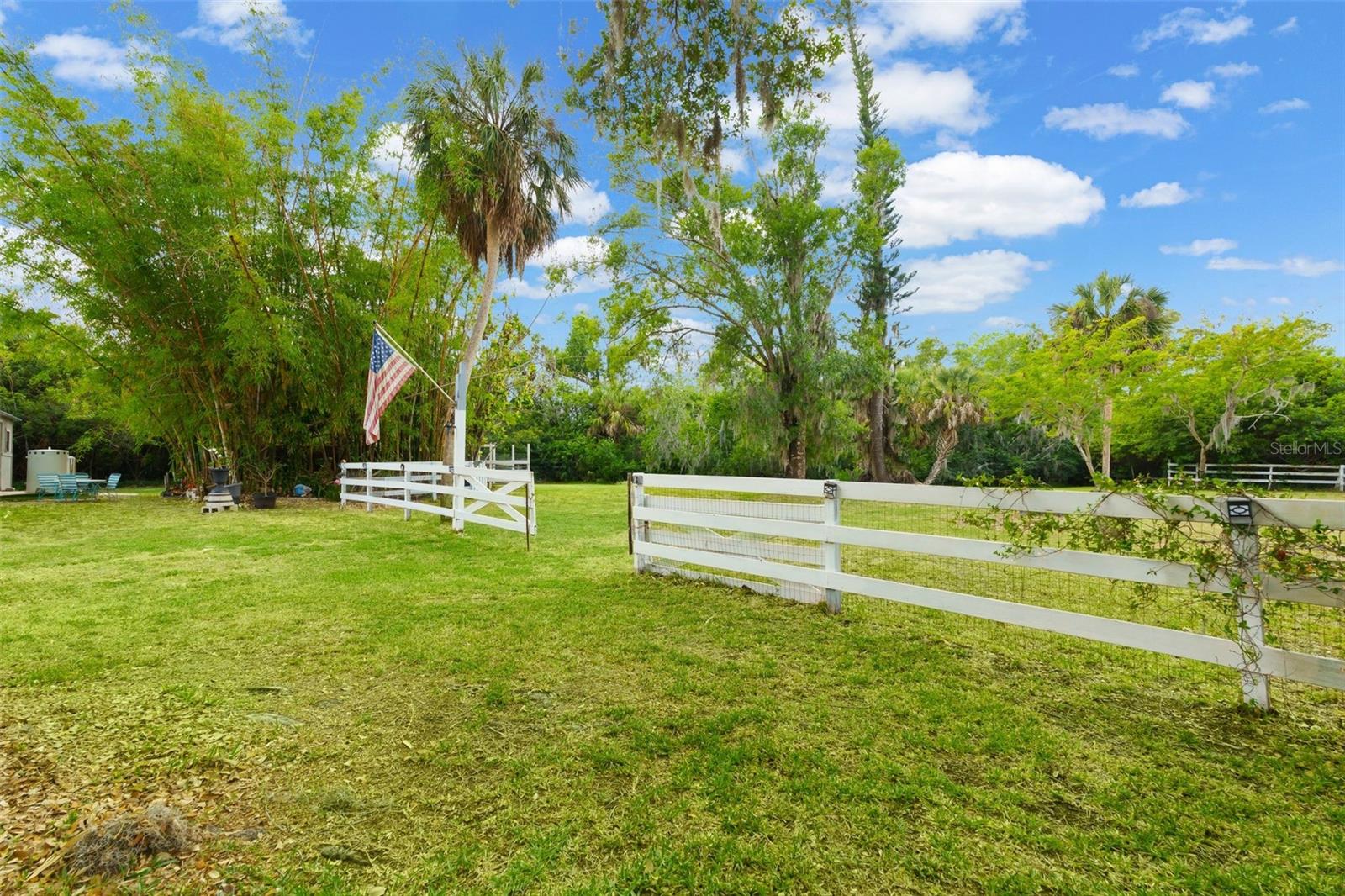 DESOTO ACRES - Residential