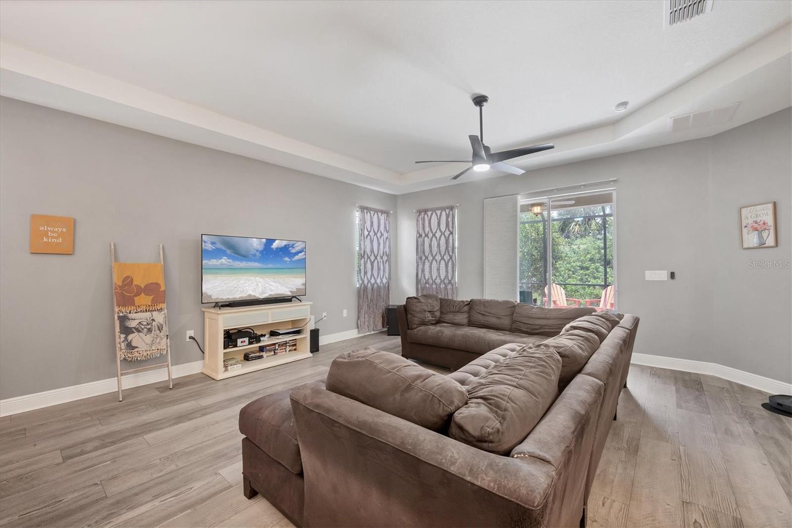 STONEYBROOK AT VENICE - Residential